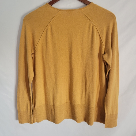 J.Jill Size Small Silk&Cotton Yellow Gold 22 inch length. - Picture 5 of 6